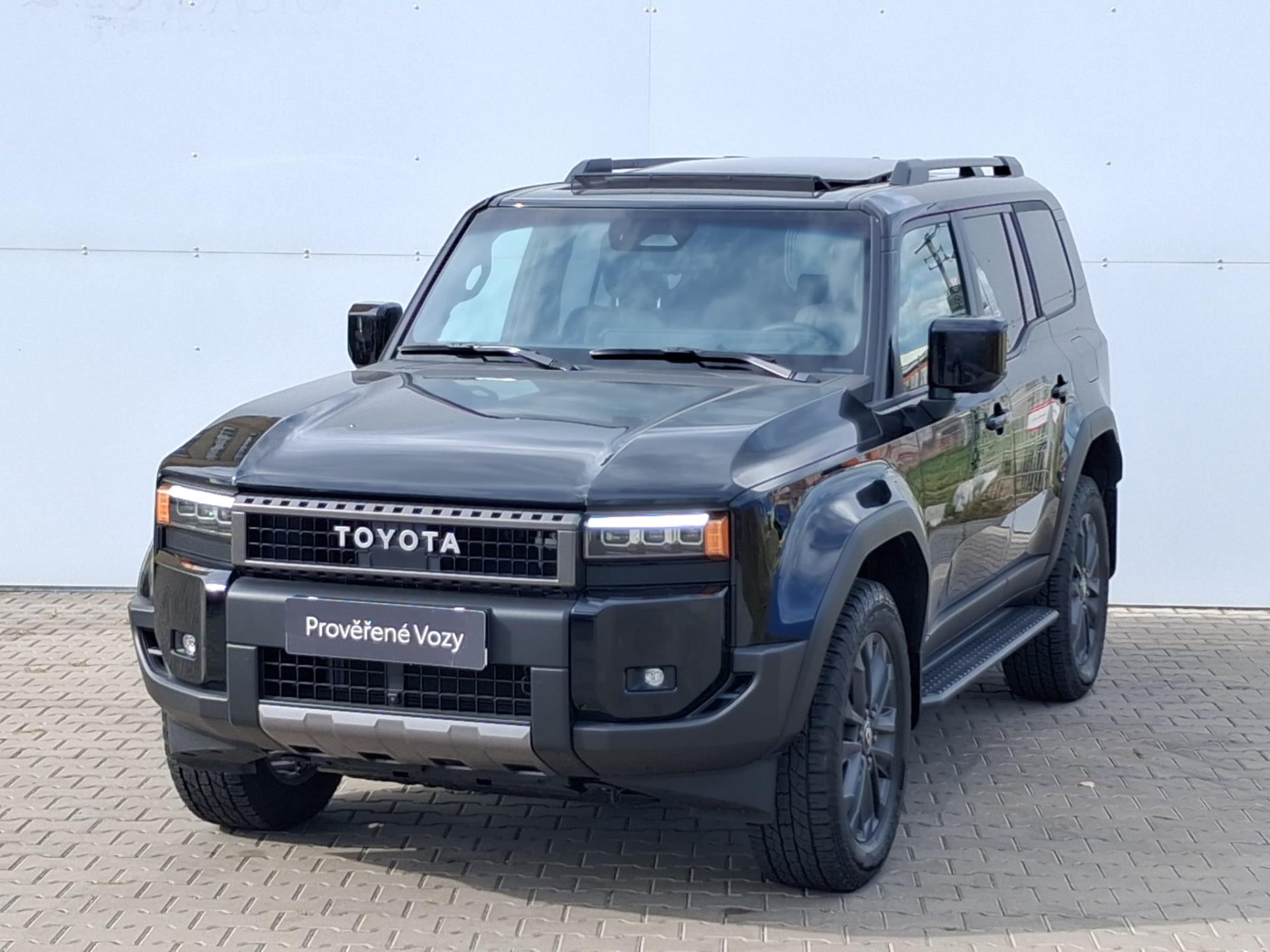 Toyota Land Cruiser 2.8 D-4D 6AT Executive MHEV AWD Skyview