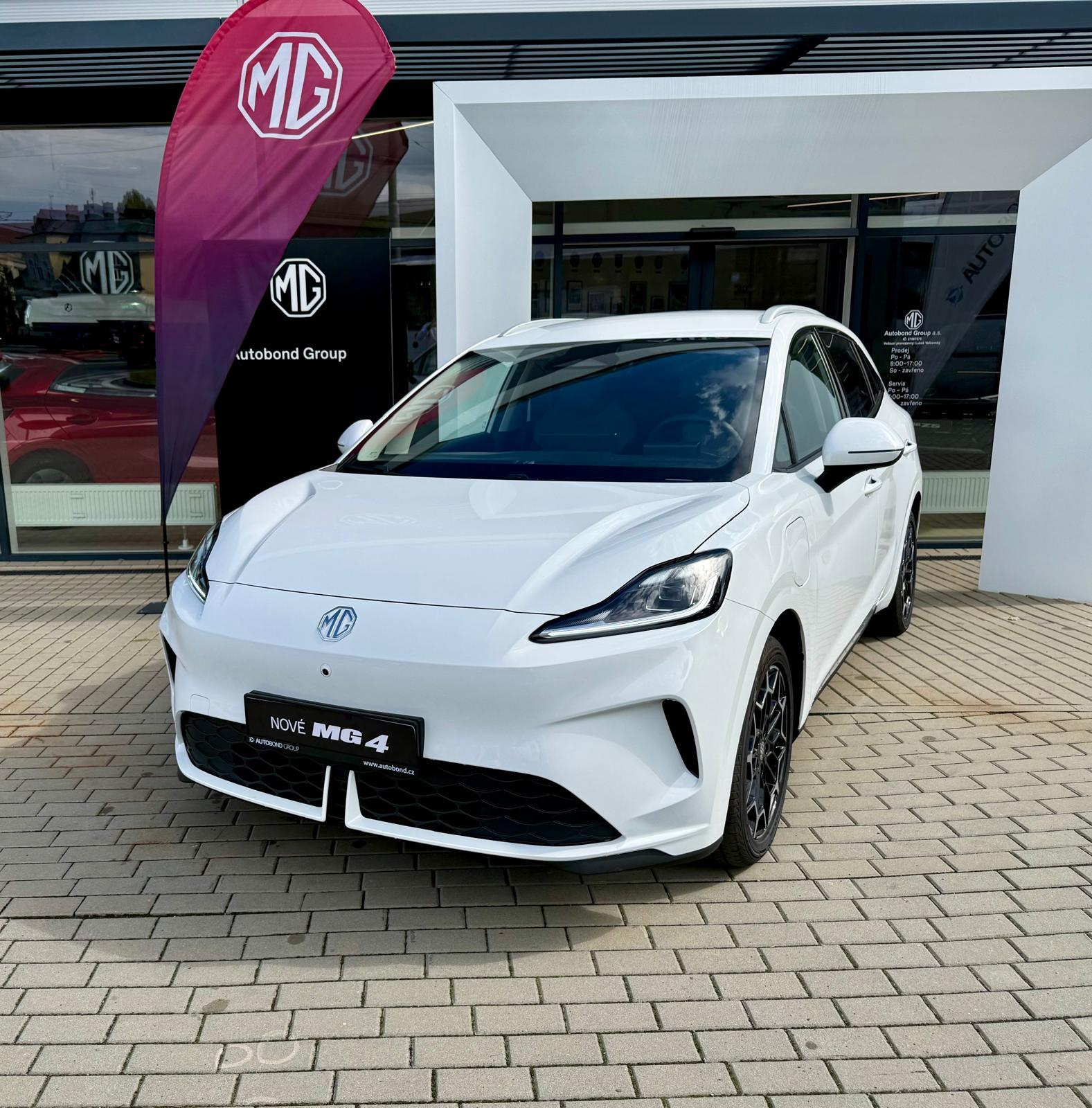 MG MG4 URBAN PREMIUM EV 54kWh 118kW 1AT 4×2