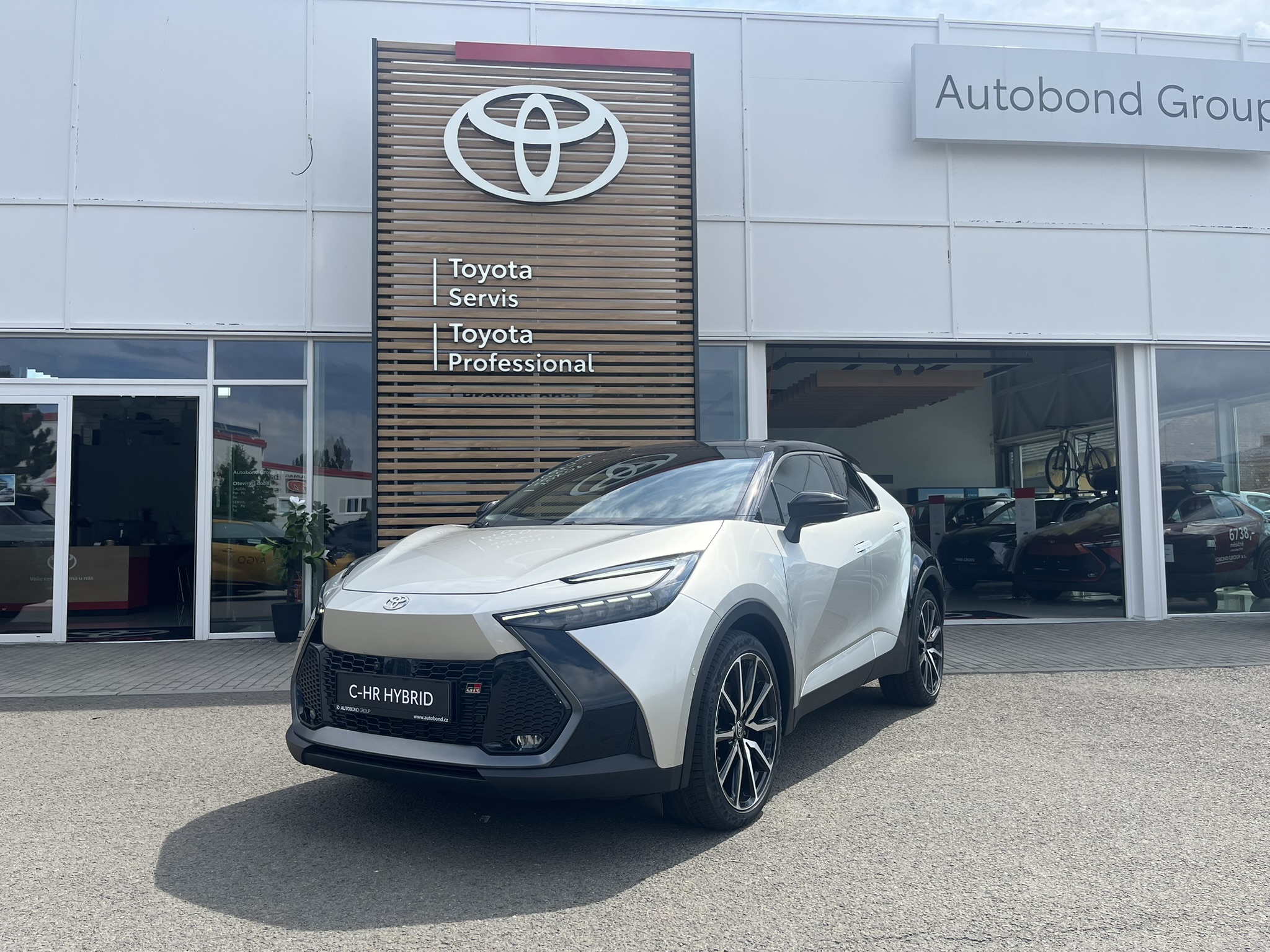 Toyota C-HR PHEV GR Sport