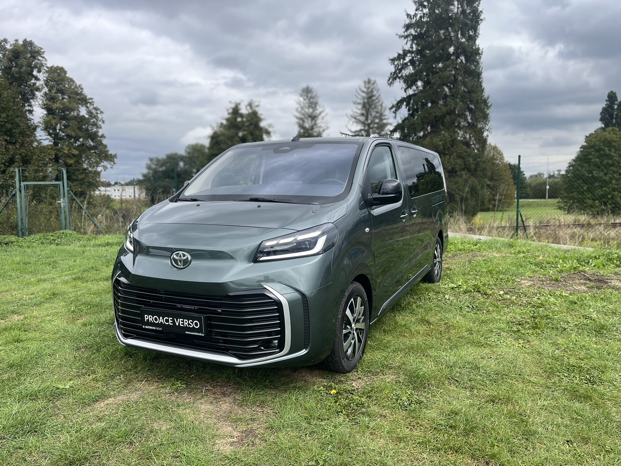 Toyota Proace Verso 2.2L Family L2 8AT + TAŽNÉ ODNÍMATELNÉ