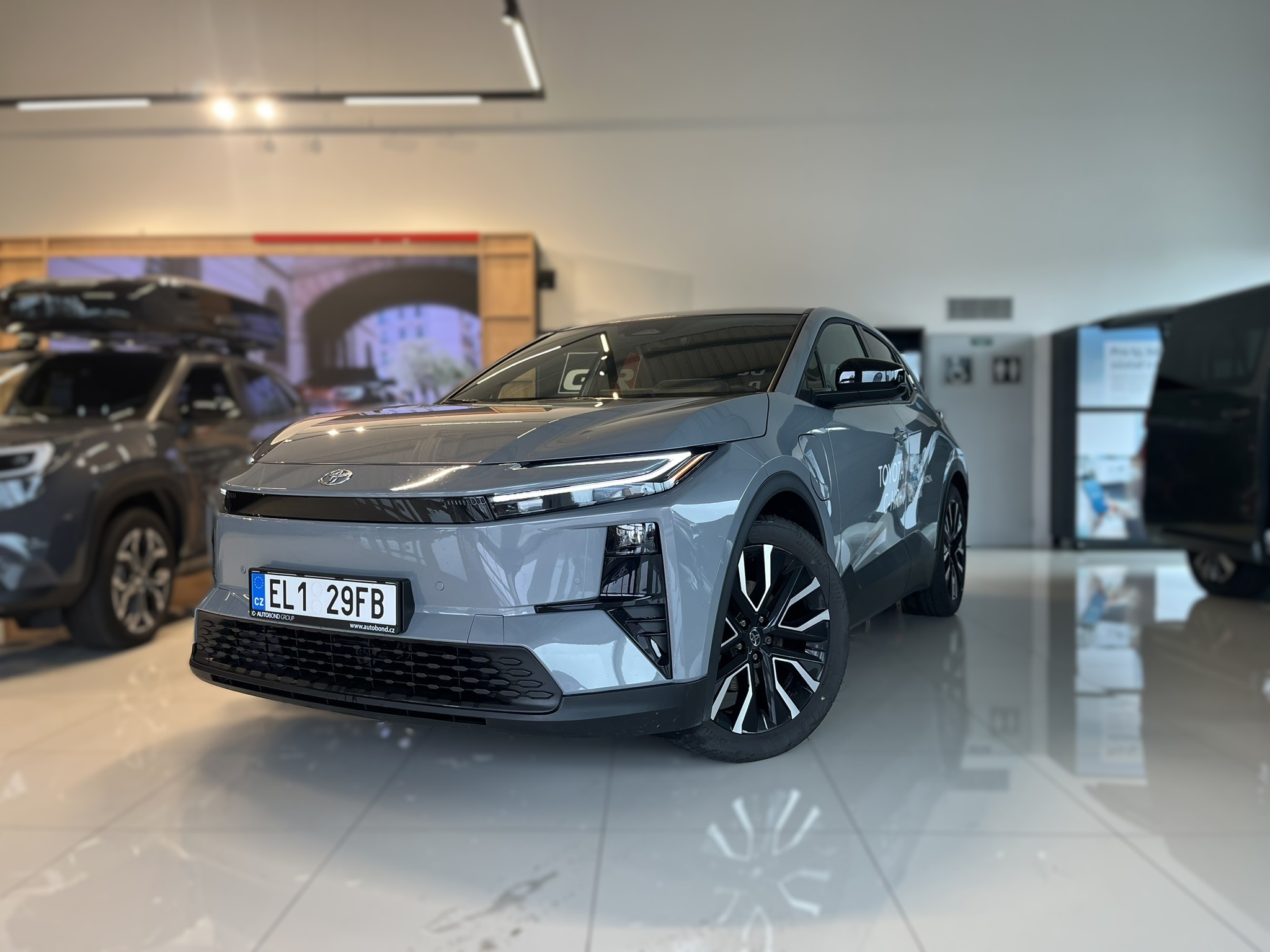 Toyota C-HR+ BEV 77kWh Style Dynamic | SKLADEM