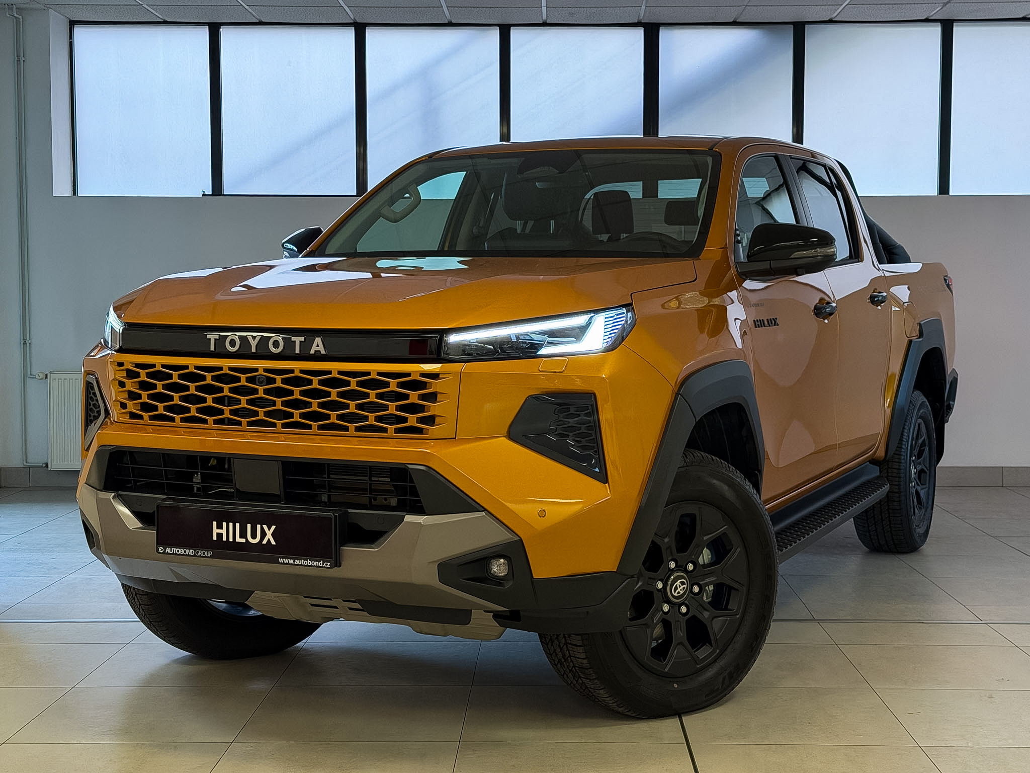 Toyota Hilux, INVINCIBLE, 2.8D MHEV, 4×4