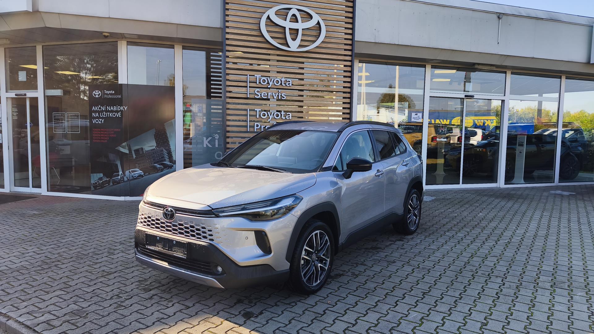 Toyota Corolla Cross 1.8 HEV STYLE