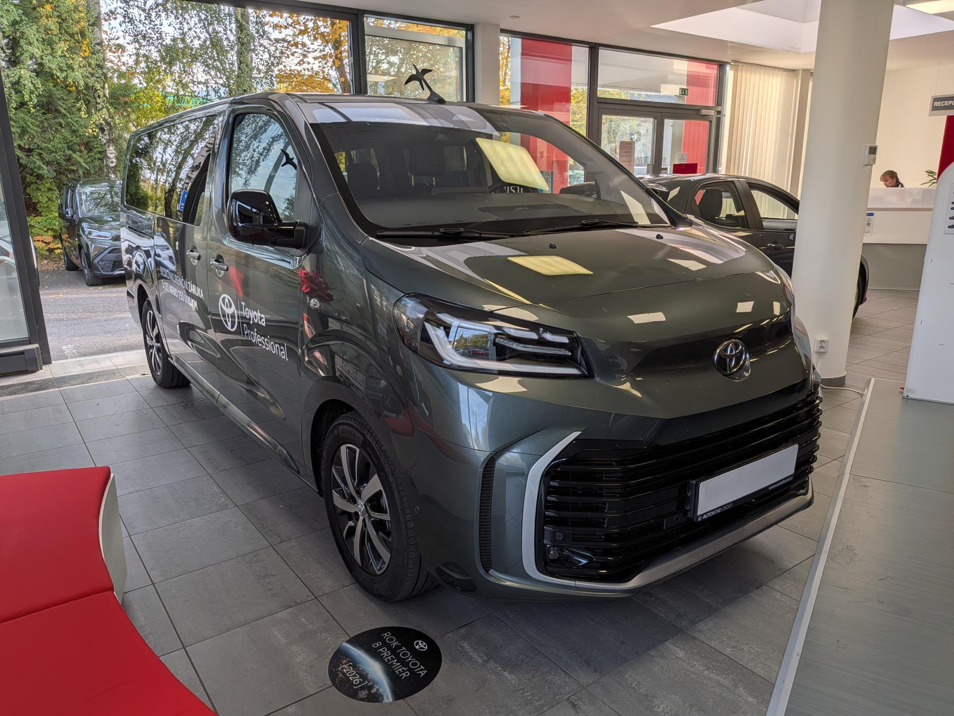 Toyota Proace Verso Family Executive Webasto L2, 2.2L Diesel (180 hp)