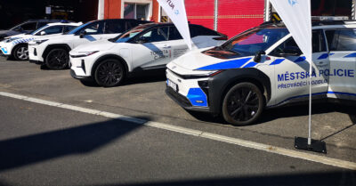 Toyota bZ4X Touring: elektrické SUV pro firmy i do služby